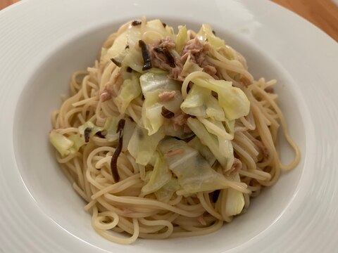 簡単で美味しい！塩キャベツツナパスタ★